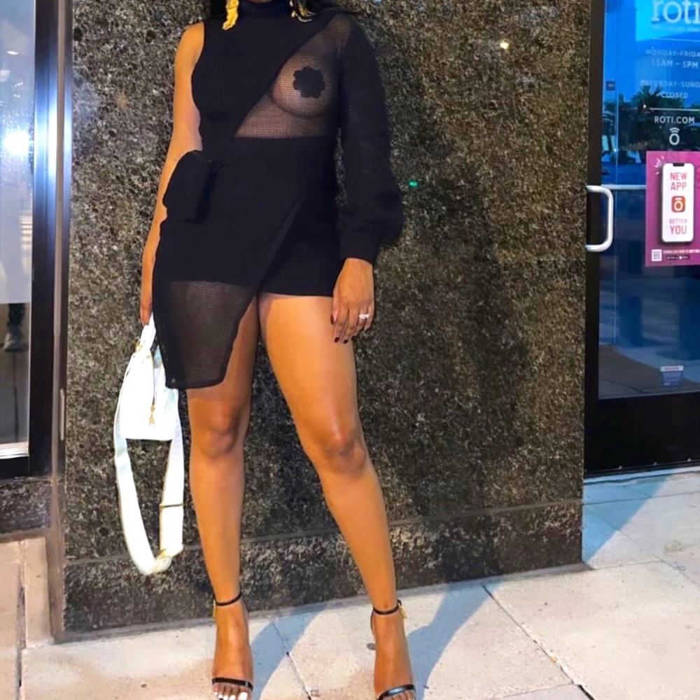 Ricki Brazil knit dress size MEDIUM